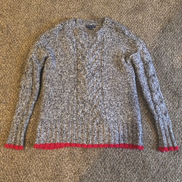 American Eagle Sweater - Picture 1 of 2